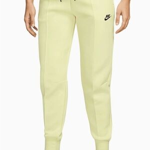 Nike Tech Fleece Women's Light Yellow Joggers. NWOT.